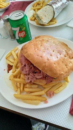 Tonton Grill