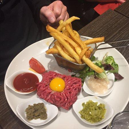 Tout le Monde à Table
