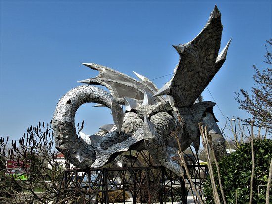 Le dragon de Claye Souilly